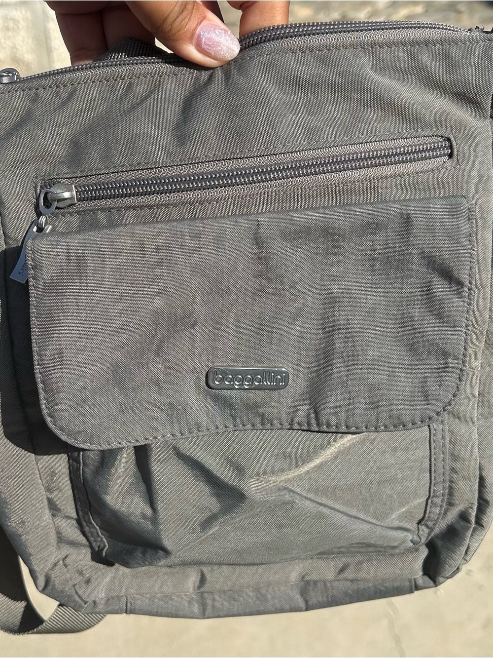 Baggallini Gray Cheetah Print Crossbody Bag